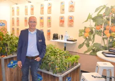 Jan van Heijst with Vreugdenhil Pick & Joy. At the fair special attention went out to one of the newest introductions, the Cherry Tomato Brown